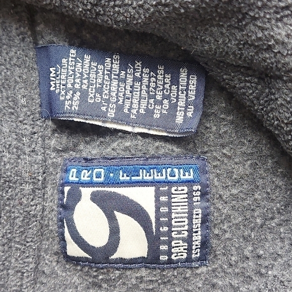 Gap sweater. Grey half.zip  medium - Picture 2 of 2